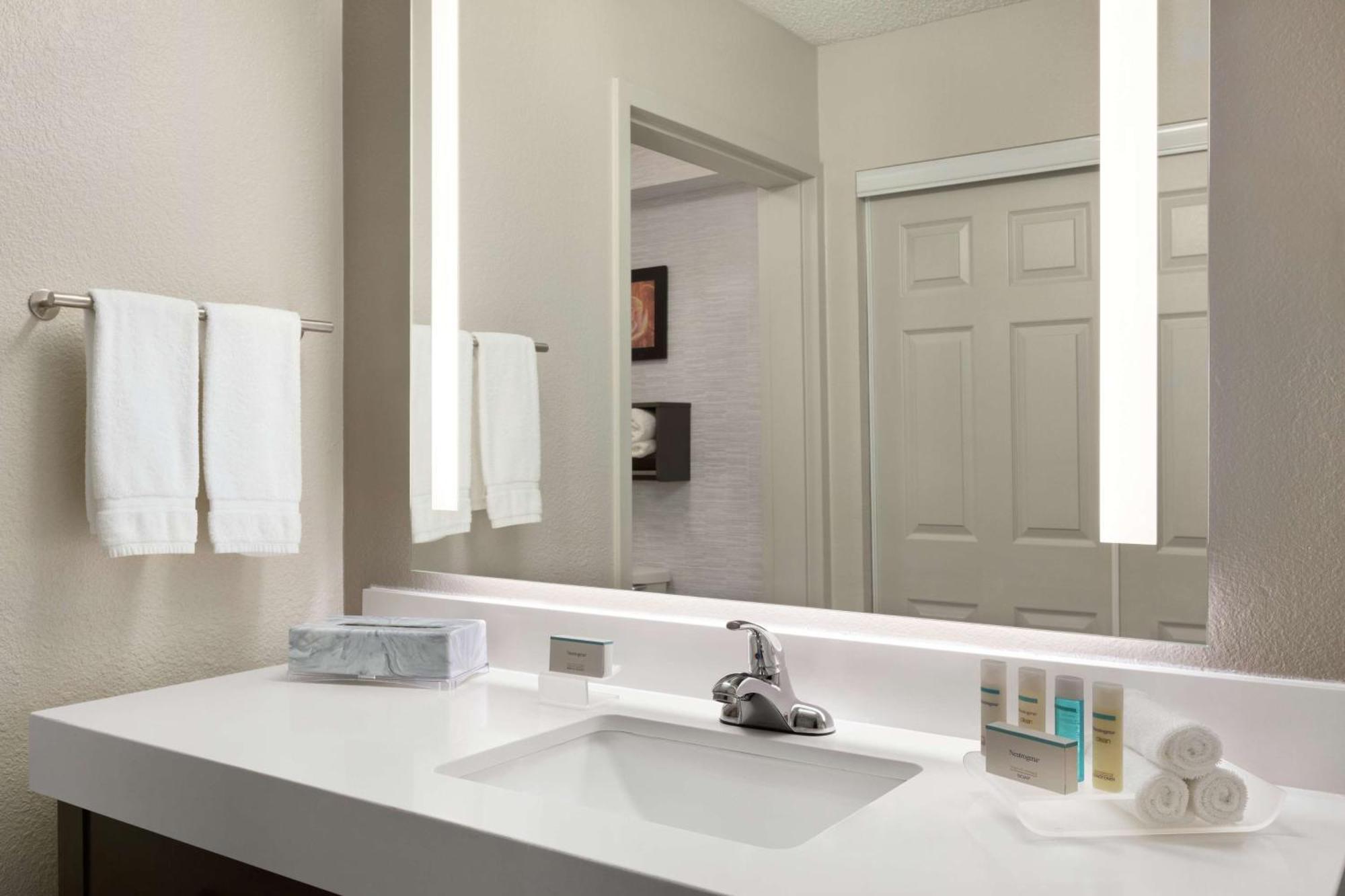 Homewood Suites By Hilton Dallas-Plano Eksteriør billede